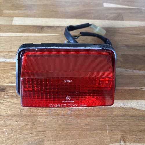 Yamaha tzr250 3xv rear light - yamaha,