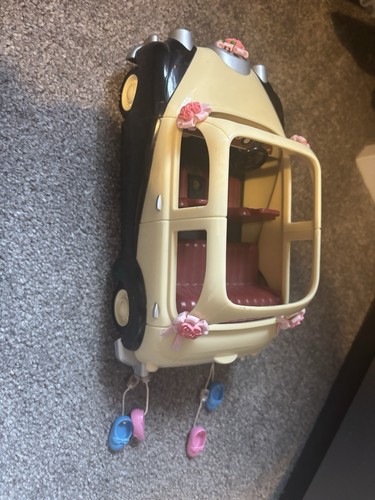 Sylvanian families wedding - families, car