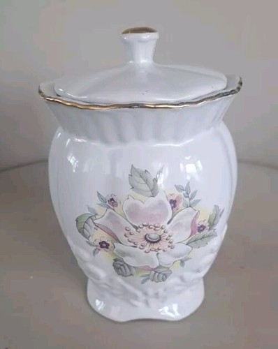 Maryleigh pottery bone china - maryleigh,