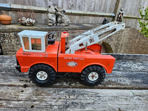 Tonka mighty wrecker tow truck - mighty,
