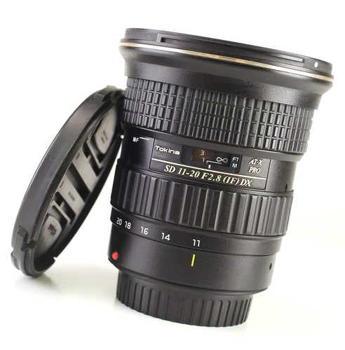 Tokina 20mm 8 - f2.8, at-x