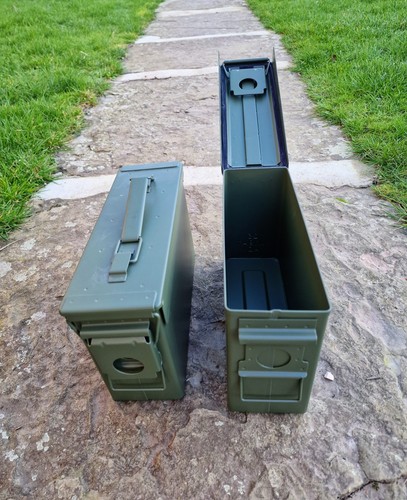Cal metal ammo box - metal,