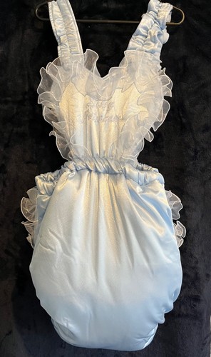 Baby blue satin heart - blue, bibbed