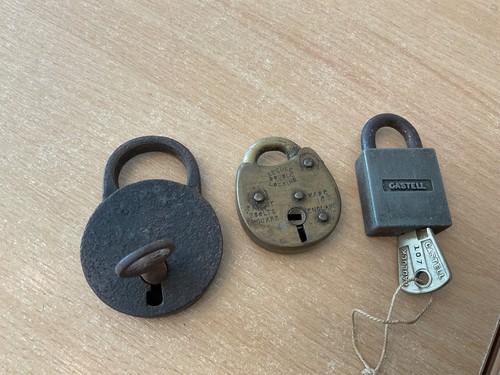 Very old antique padlocks - padlocks, x