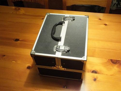 Aluminium storage beauty box - aluminium,