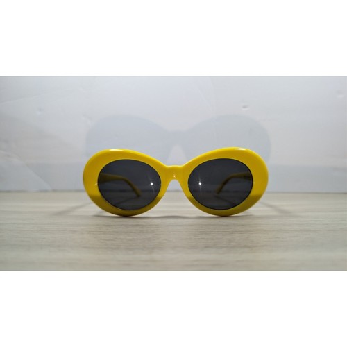 Retro oval sunglasses - oval, yellow