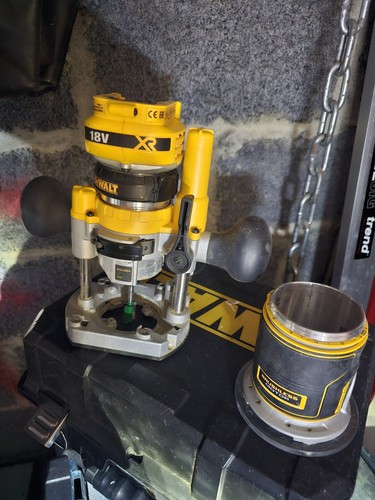 Dewalt cordless router dcw600 - dewalt,