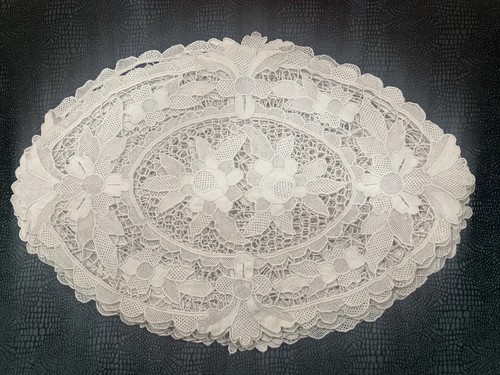 Vtg point venice ecru - venice, lace