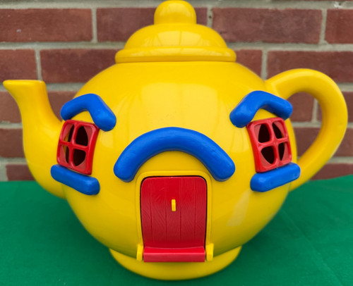 Bluebird big yellow teapot - bluebird,