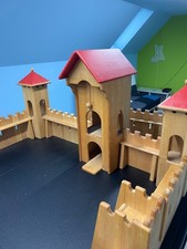 Drewart wooden crane set for castle