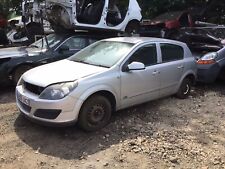 Mk5 Vauxhall Astra H Active 1.6 Litre Petrol 5 Door Silver Window Clip Breaking