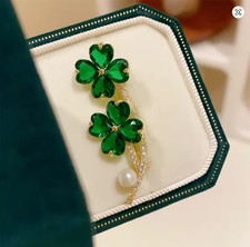 AB Double Shamrock / Four Leaf