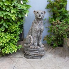 Leopard Cheetah Garden Ornament Indoor Outdoor Elegant Big Cat Statue Decor