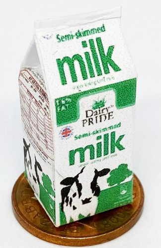 Dolls house green milk - dolls,