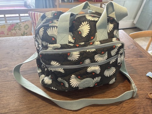 Kipling travel suitcase blue - travel/suitcase,