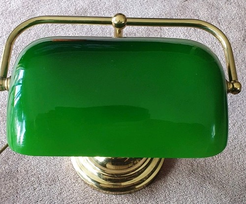 Bankers green table lamp - green,