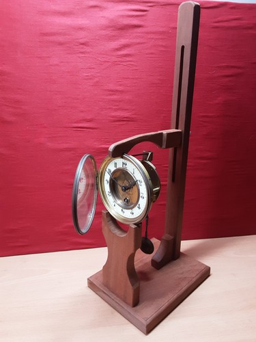 Clock repairers test - stand, old