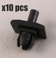 VW T25 Lower grill clip Golf