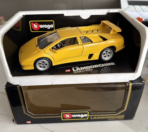 Burago scale 3041 - 1:18,