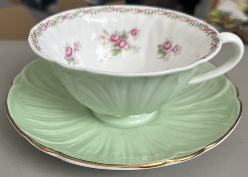 Rare vintage shelley - vintage, mint