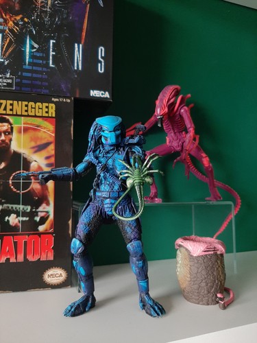 Neca predator and alien - neca,
