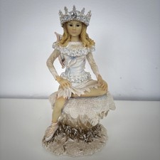 Crisalis Collection Faerie Figurine “the Snowflake faerie” By Christine Haworth