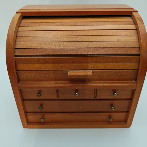 Vintage wooden roll top - roll,