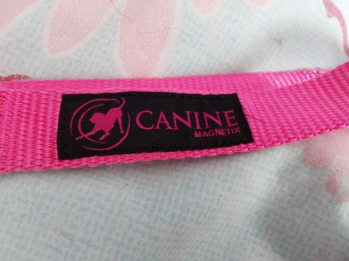 Large cerise pink - cerise, magnetic