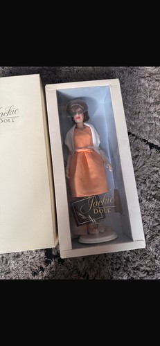 Franklin mint jackie kennedy - franklin,