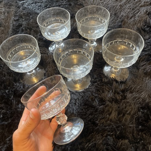 Set luminarc glassware - of, 6