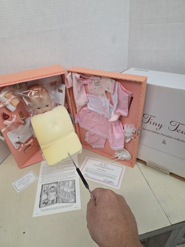 Vintage tiny tears doll all - tiny,
