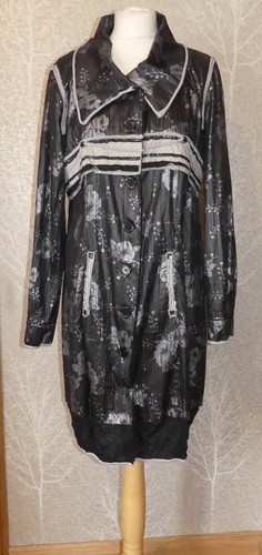Quirky tara vao black - quirky,