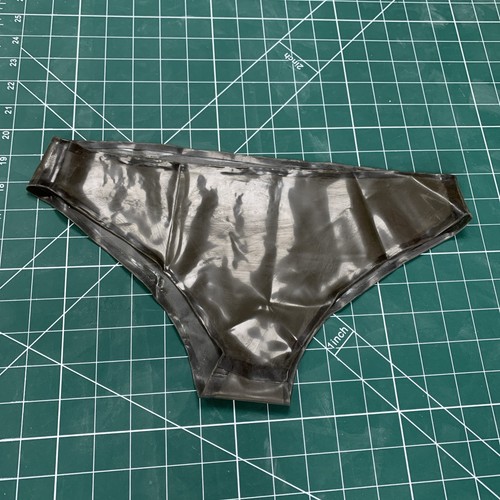 Small latex low rise - small,