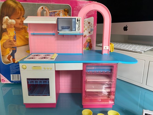 Vintage sindy kitchen - kitchen, cafe