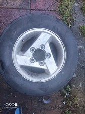 205 70 r15 tyres on  15inch Suzuki Jimny alloy discs 