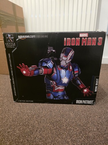 Gentle giant iron patriot bust - giant,