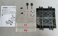 Hornby R636 OO Gauge Double
