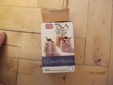 Vintage - 6 Dariol Moulds by Tala No 9870