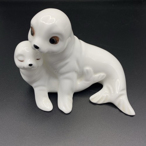 Vintage royal osborne white - vintage,