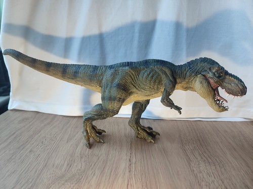 Papo running green - running, t-rex