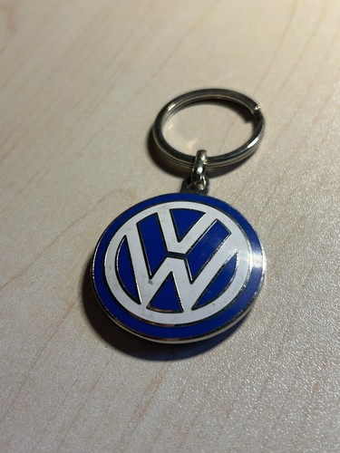 Vintage volkswagen keyring - volkswagen,