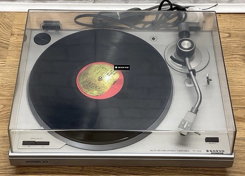 Vintage sanyo turntable - vintage,