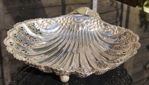 Sterling silver shell - sterling,