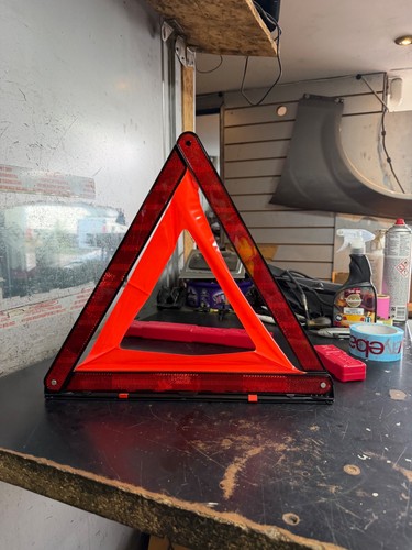 Mercedes benz emergency hazard - benz,