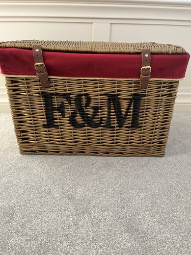Fortnum mason gold basket - &,