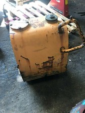 C122 Mini Digger Combined Hydraulic Oil & Diesel Fuel Tank Case C23 Spare Part