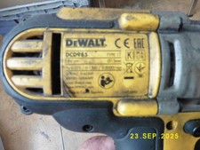 DEWALT 18V CORDLESS HAMMER DRILL DCD985 USED
