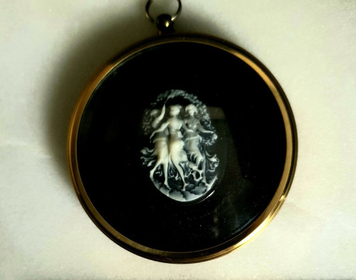 Peter bates three graces cameo - peter,