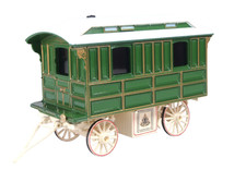 Oxford Diecast 76SLV001 Showmans Living Wagon Green & Cream OO Gauge New in Case