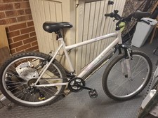 Apollo Twilight Women's Mountain Bike 18 Speed , light use. 